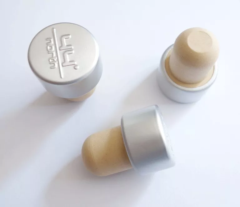 Embossed Synthetic T-Cork with Aluminum Top